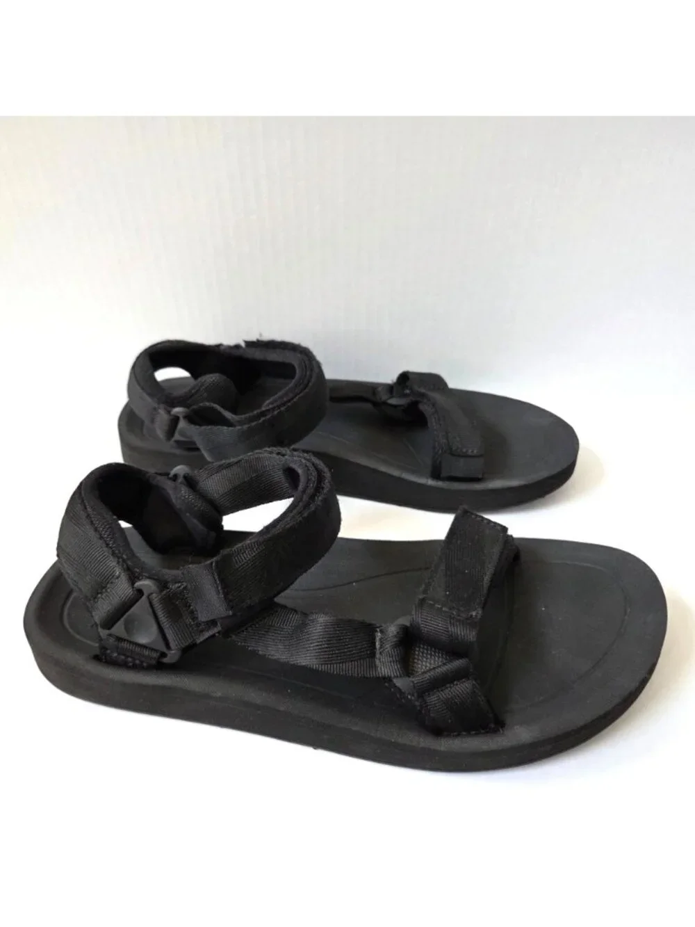 Teva Sandals Mens 11 Black Original Universal Premier Hiking Water 1015192